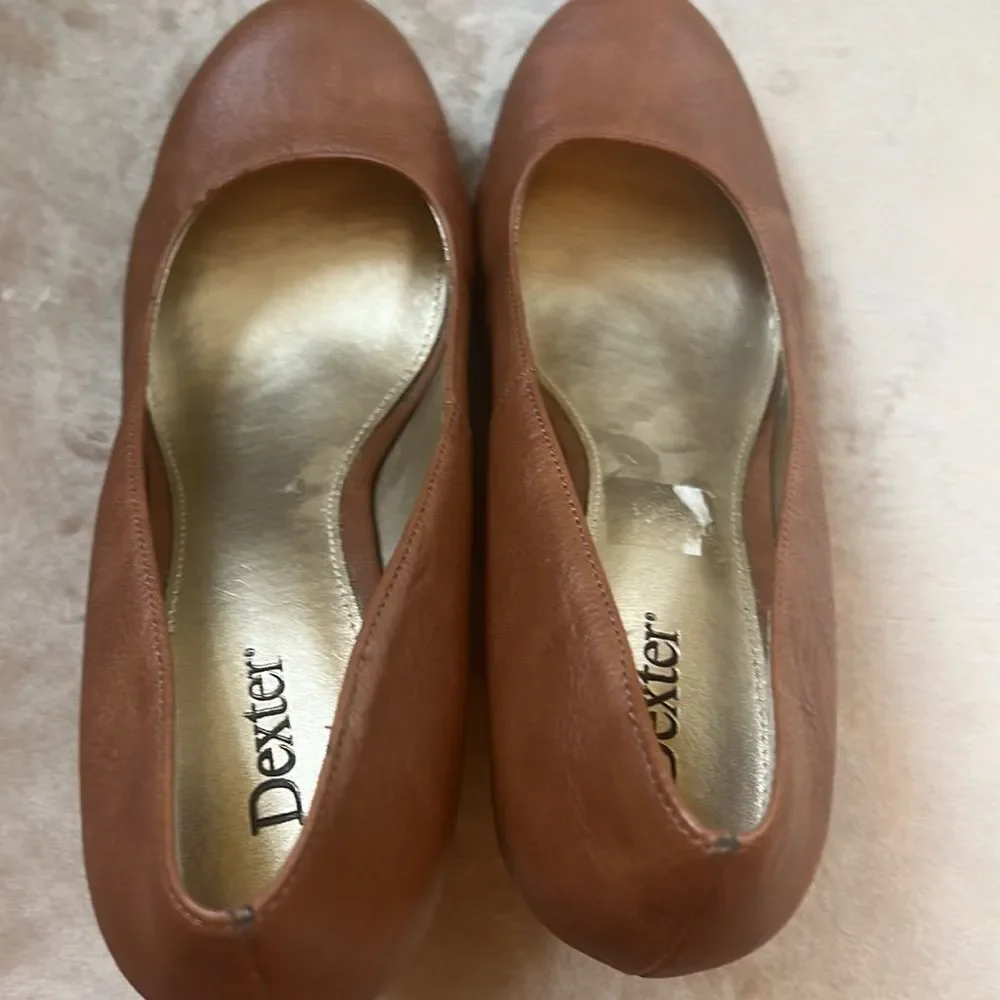 Like new! Sz 9.5 Dexter Wedge Heels EUC!